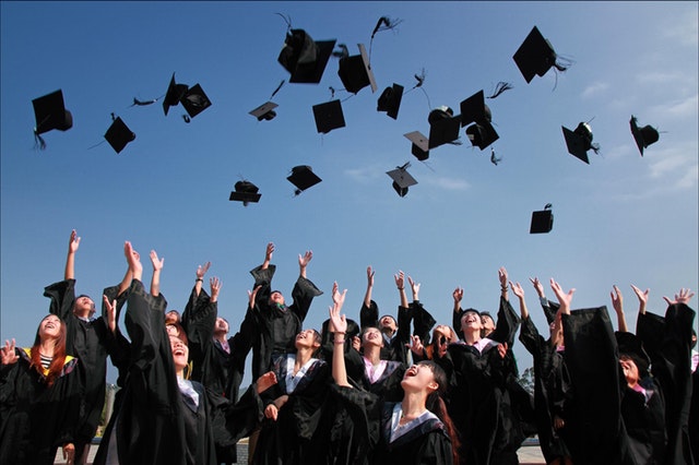 graduation_image